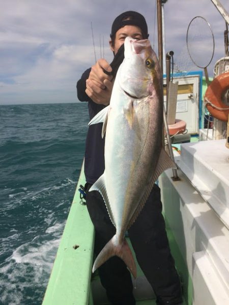 康仁丸・ジギング釣り果